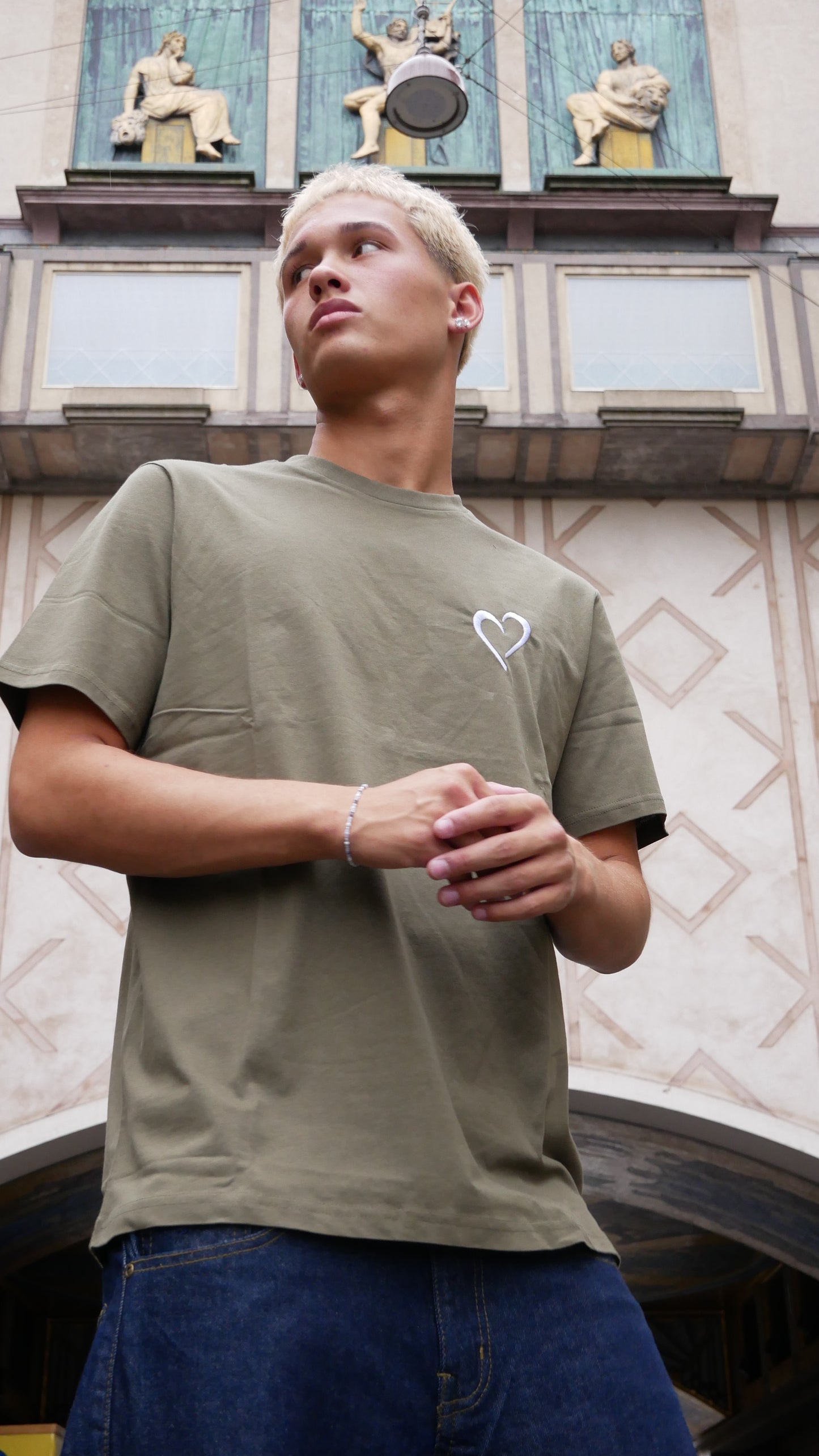 Signatur T-Shirt med hvidt hjerte - Grøn