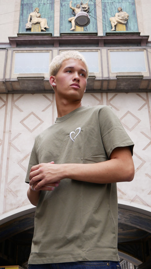 Signatur T-Shirt med hvidt hjerte - Grøn